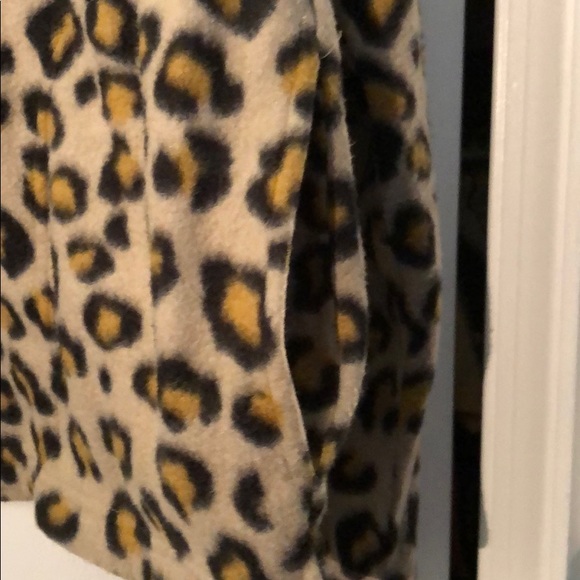 UNISEX UO FLEECE LEOPARD HOODED PULLOVER - Picture 7 of 15